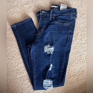 Levi’s 311 Shaping Skinny - Dark Wash - 29
